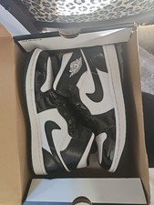 Jordan 1 Mid Carbon Fiber