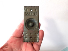 Un campanello per porta