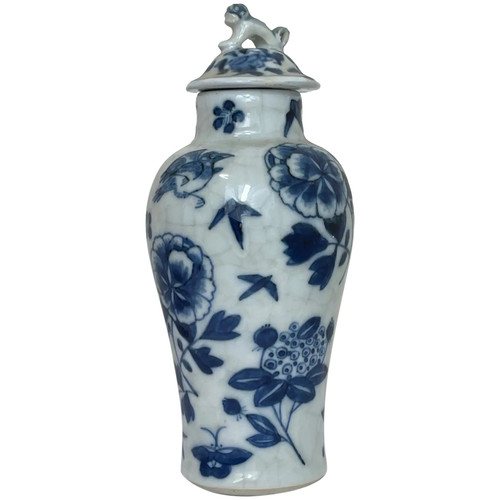 Piccola vaso del tempio con - piccola,