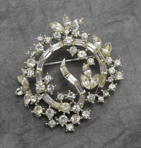 Robert rhinestone brooch - rhinestone,