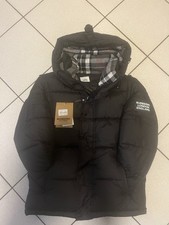 Burberry puffer size L