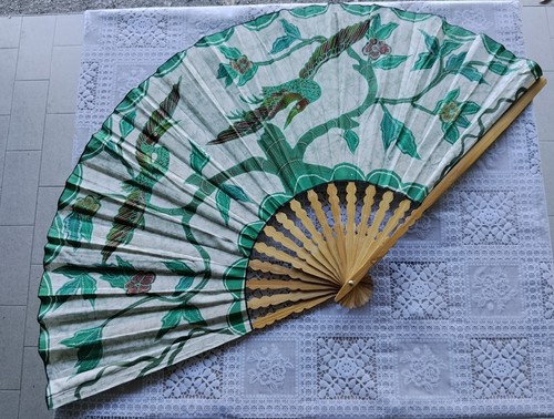 Ventaglio vintage pieghevole