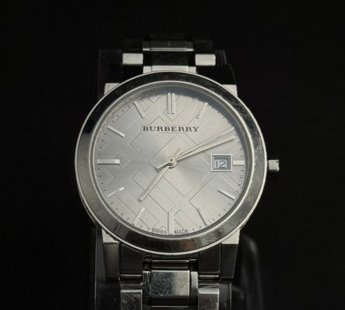 Burberry watch the city - ,