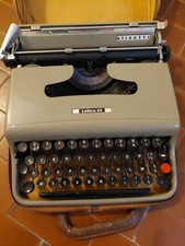 Macchina da scrivere Olivetti
