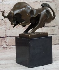 Statua Figurativa In Bronzo