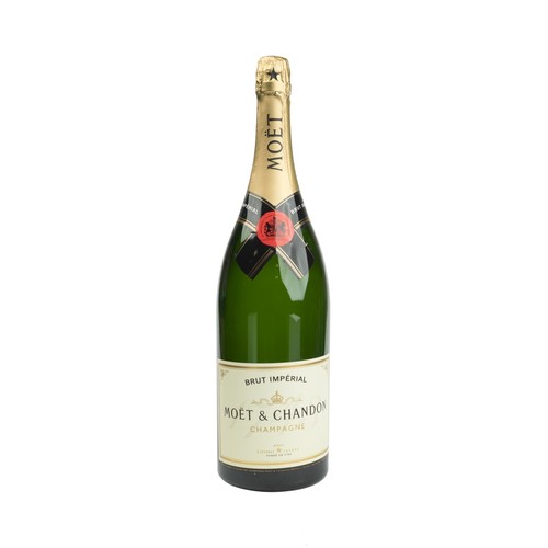 Moet chandon champagne show - moet,