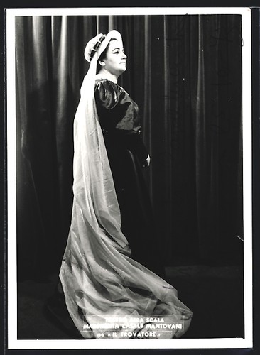 Cartolina cantante lirica