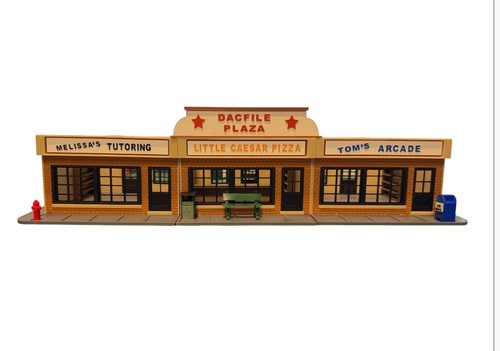 Scale modular shopping plaza - shopping,