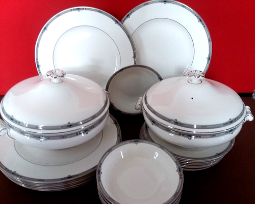 Wedgwood amherst platinum set - amherst,