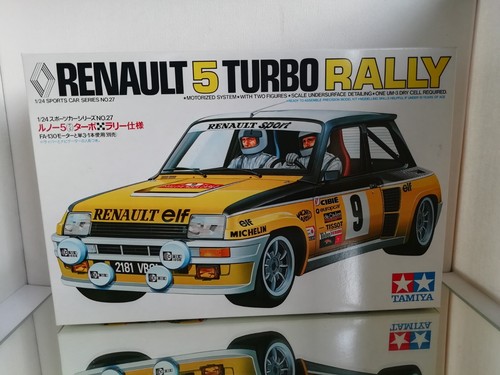Kit modellino tamiya - renault, 5