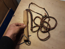 FRUSTA IN PELLE MANICO LEGNO COSÌ COME IN FOTO LUNGHEZZA 190 CM CIRCA