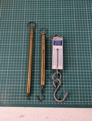 Vintage brass salter - 3x,