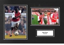 Kolo Toure firmato 12x8 foto