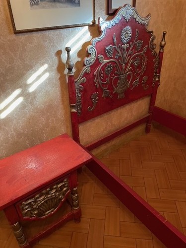 Letto singolo con testiera e - con,