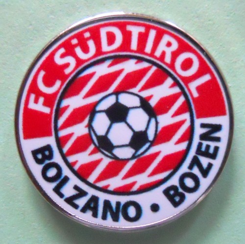 Distintivo spilla pin badge - distintivo,