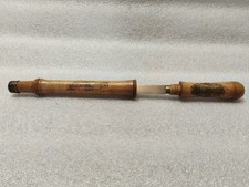 coltello in fodero di legno