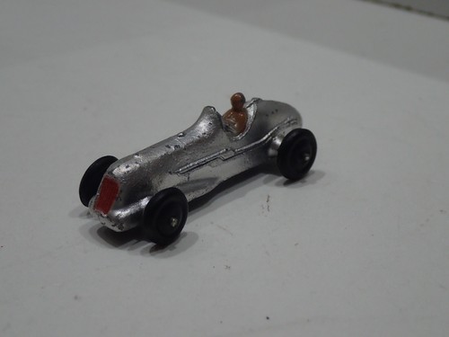 Dublo dinky toys auto - dinky,