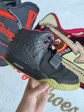 Nike Air Yeezy 2 NRG rosso