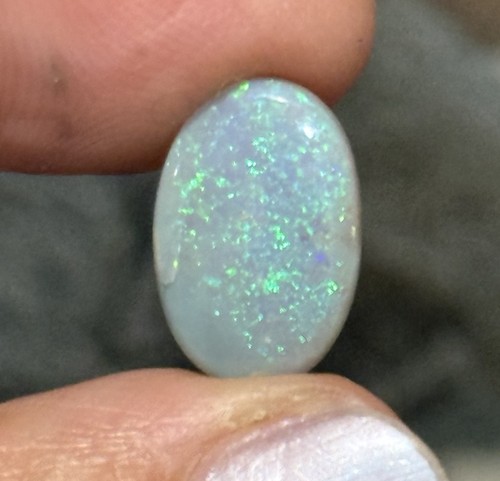 Gemma cabochon ovale - , opale