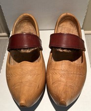 Coppia zoccoli scarpe olandesi