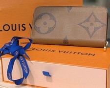 *Portafoglio Louis Vuitton