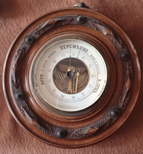 Antico barometro russo fine - antico,
