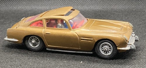 Corgi 261 james bond - james, db5
