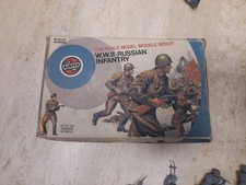 Soldatini Airfix 1 32 Russi 