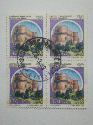 Francobollo castello aragonese - francobollo,