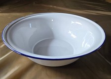 Lavabo smaltato mai usato 32