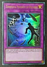 TEMPESTA POTENTE DI POLVERE