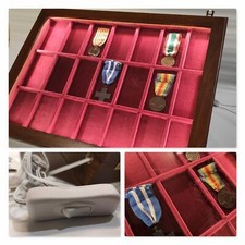 Showcase display case medal