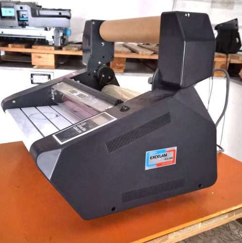 Nobilitatrice laminatrice a - nobilitatrice,
