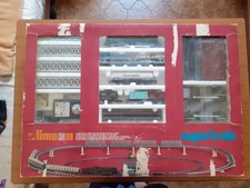 Lima grande confezione con treno merci trainato da una LOCO elettrica  CC 7100