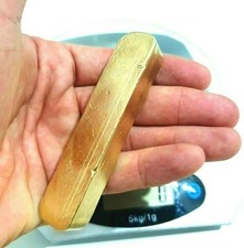 Lingotto d'oro di scarto da 223 grammi per il recupero dell'oro fuso di...