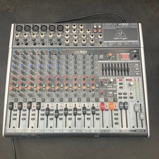 Behringer XENYX X1832USB Mixer