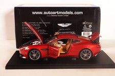 Autoart 70249, ASTON MARTIN VANQUISH, VULCANO RED, 1:18, COME NUOVO in confezione originale