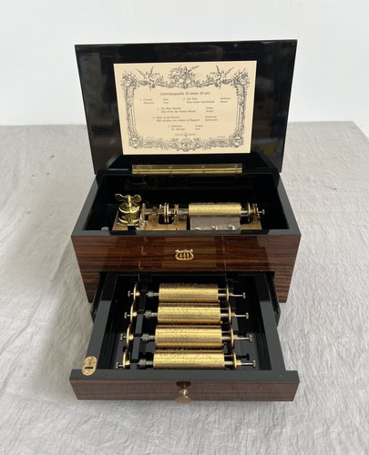 Carillon reuge music - carillon,