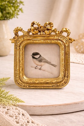 Chickadee bird art cornice - art,