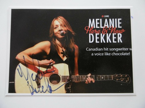 Melanie dekker autografo - melanie,