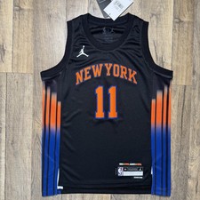 Nuova con etichette New York