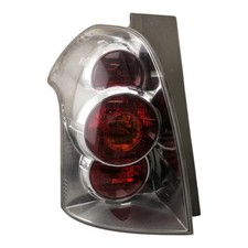 Fanale Stop Posteriore Sinistro TOYOTA COROLLA VERSO 2 Serie USATO ORGINALE