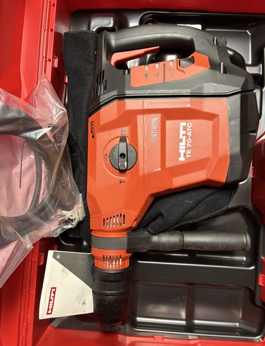 Lot 2pc new hilti te - lot,