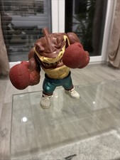 1 ACTION FIGURE ANNI '90