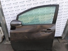 TOYOTA VERSO S PORTIERA