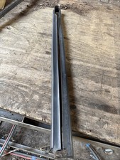 Guarnizione porta finestrino anteriore lato guida Range Rover Classic