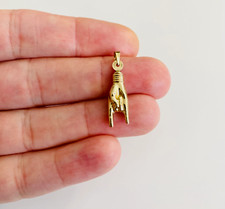 Charm Cornuto a mano 3D