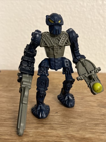 Bionicle blue robot - robot, 4”