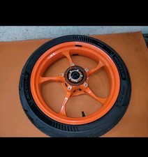 Cerchio ruota posteriore + Disco Gomma  170/60ZR17 KTM Duke 390 2024/2025