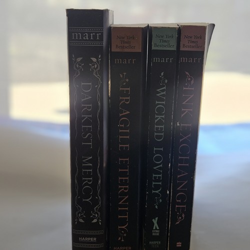 Lot wicked lovely - of, books